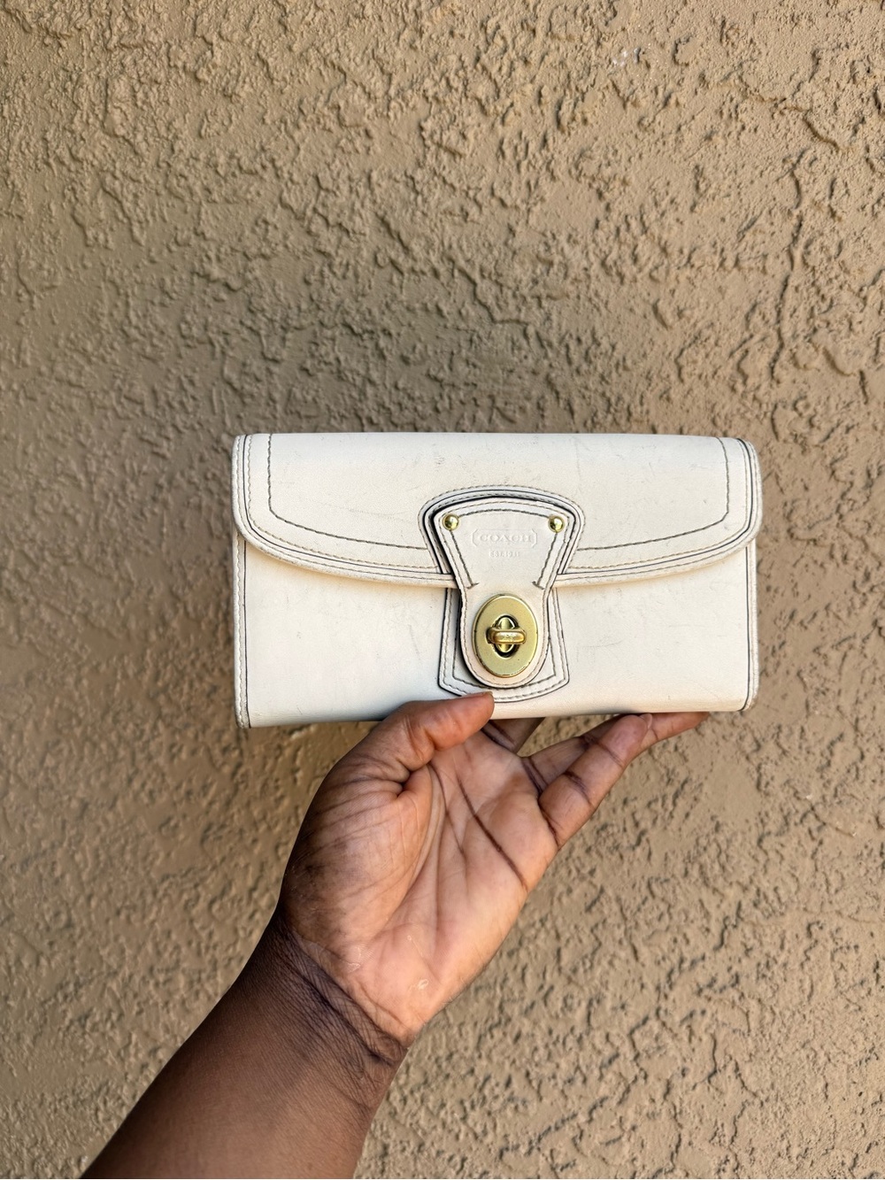 Coach White Leather Turnlock Clutch Wallet with Gold Hardware